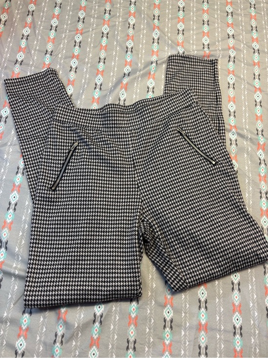 Joe B Pants - 🧩Joe B Black & White Houndstooth Skinny Pants